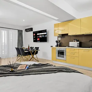 Central Studio With Balcony And Self Check-In Rh Living Apartament