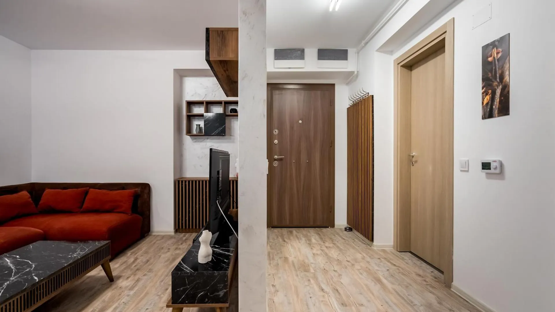 Central Haven With Private Parking And Balcony Bucharest 0*,  Romania